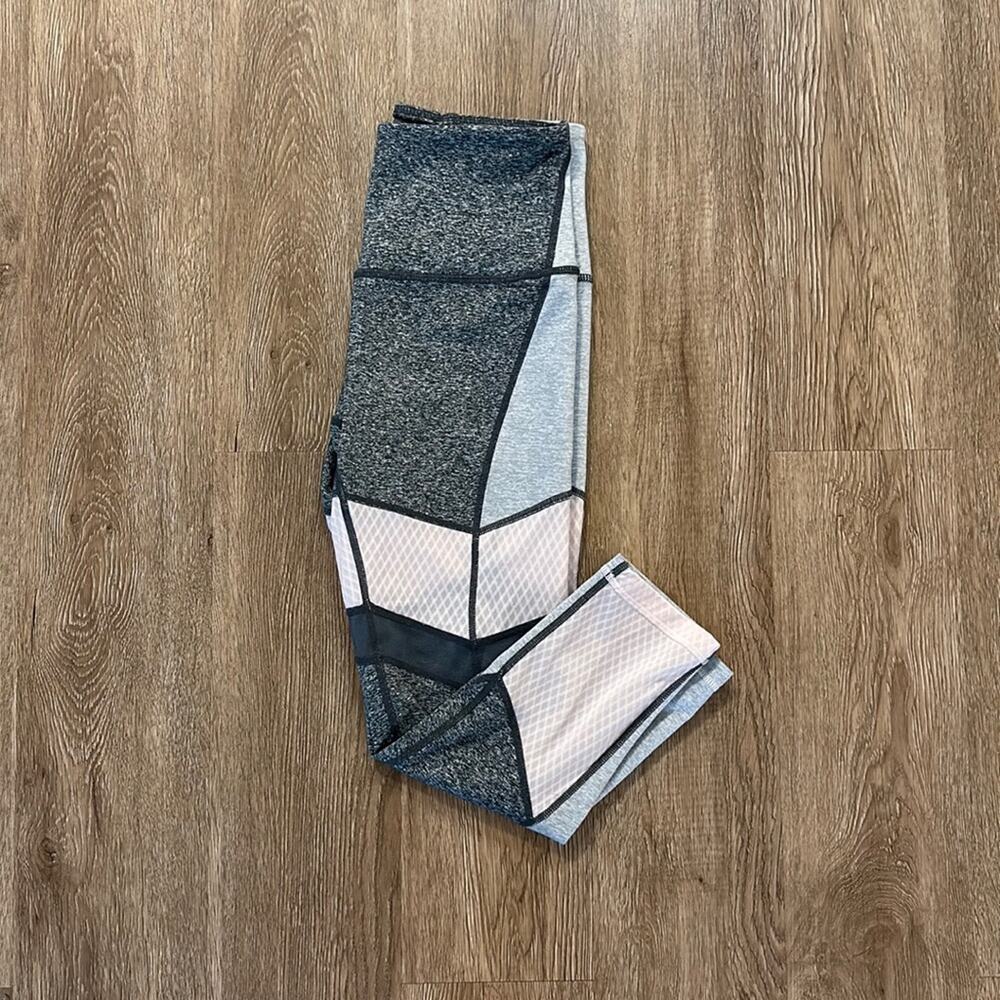 Zella Color Block Crop‎ Leggings Size Small